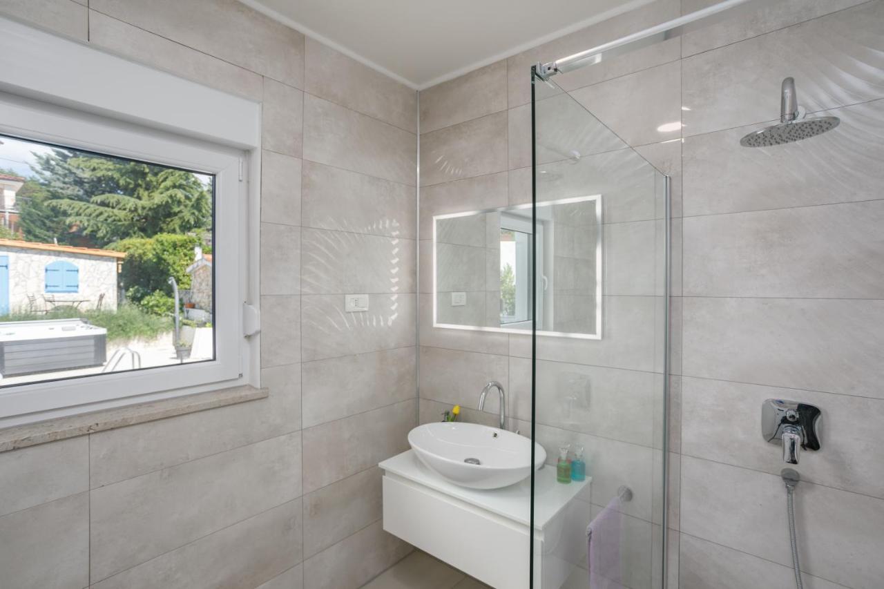 Linardići Villa Alma Krk מראה חיצוני תמונה